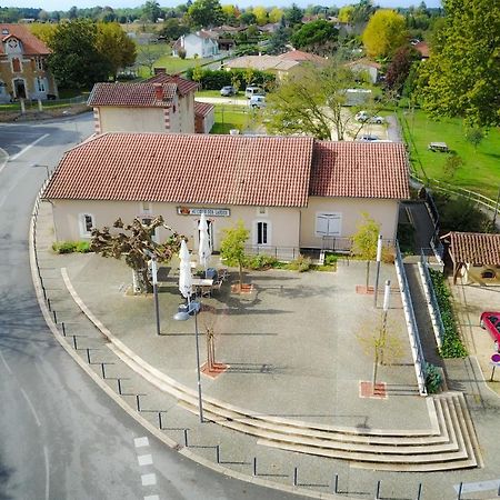 Au Coeur Des Landes Appartement Gailleres Buitenkant foto